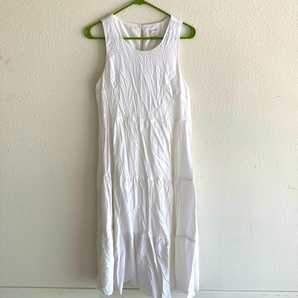 White floorlength dress